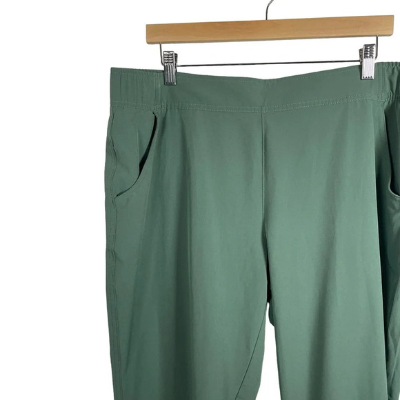 Eddie Bauer Women’s Traveler Ankle Pants in Green Size XL - Picture 8 of 12